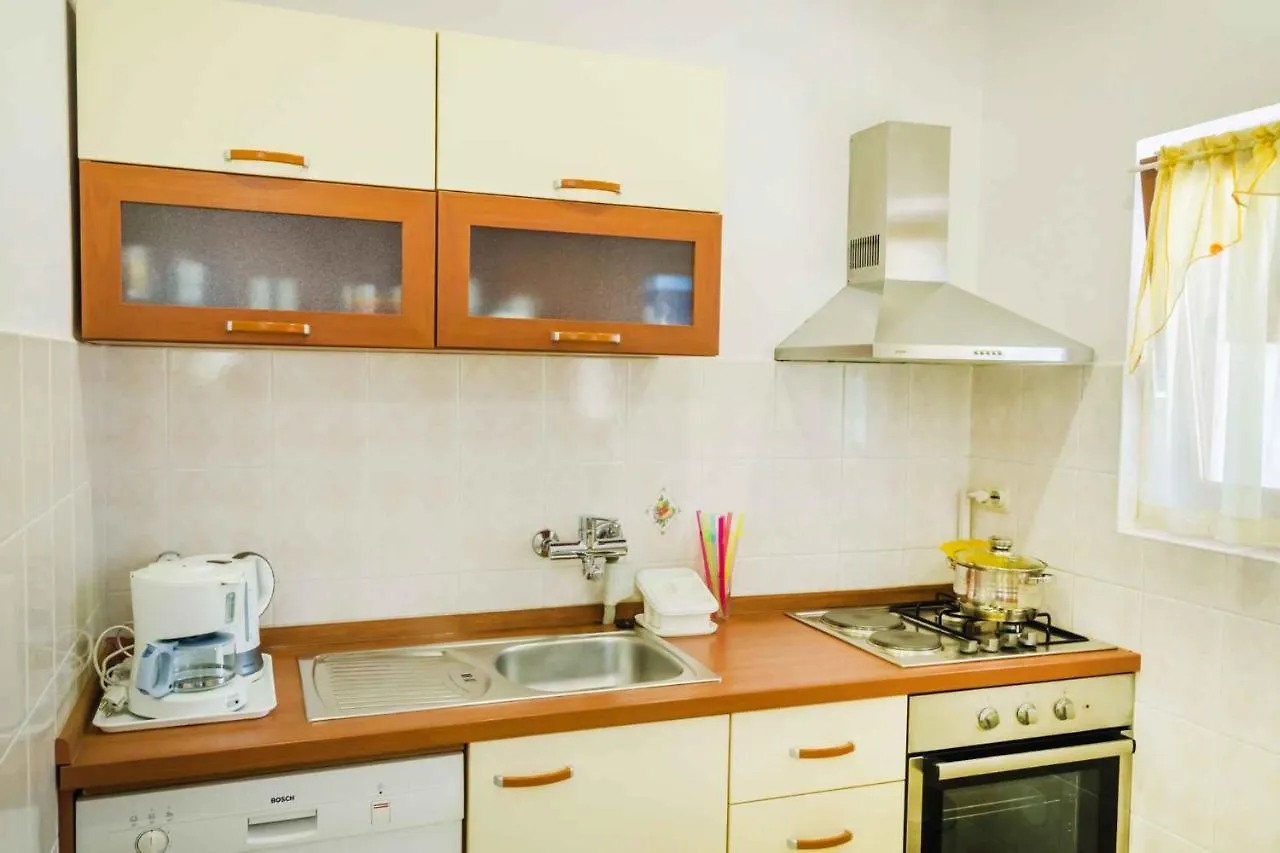 Holiday Home Eufemia-1 By Interhome Pola Croazia